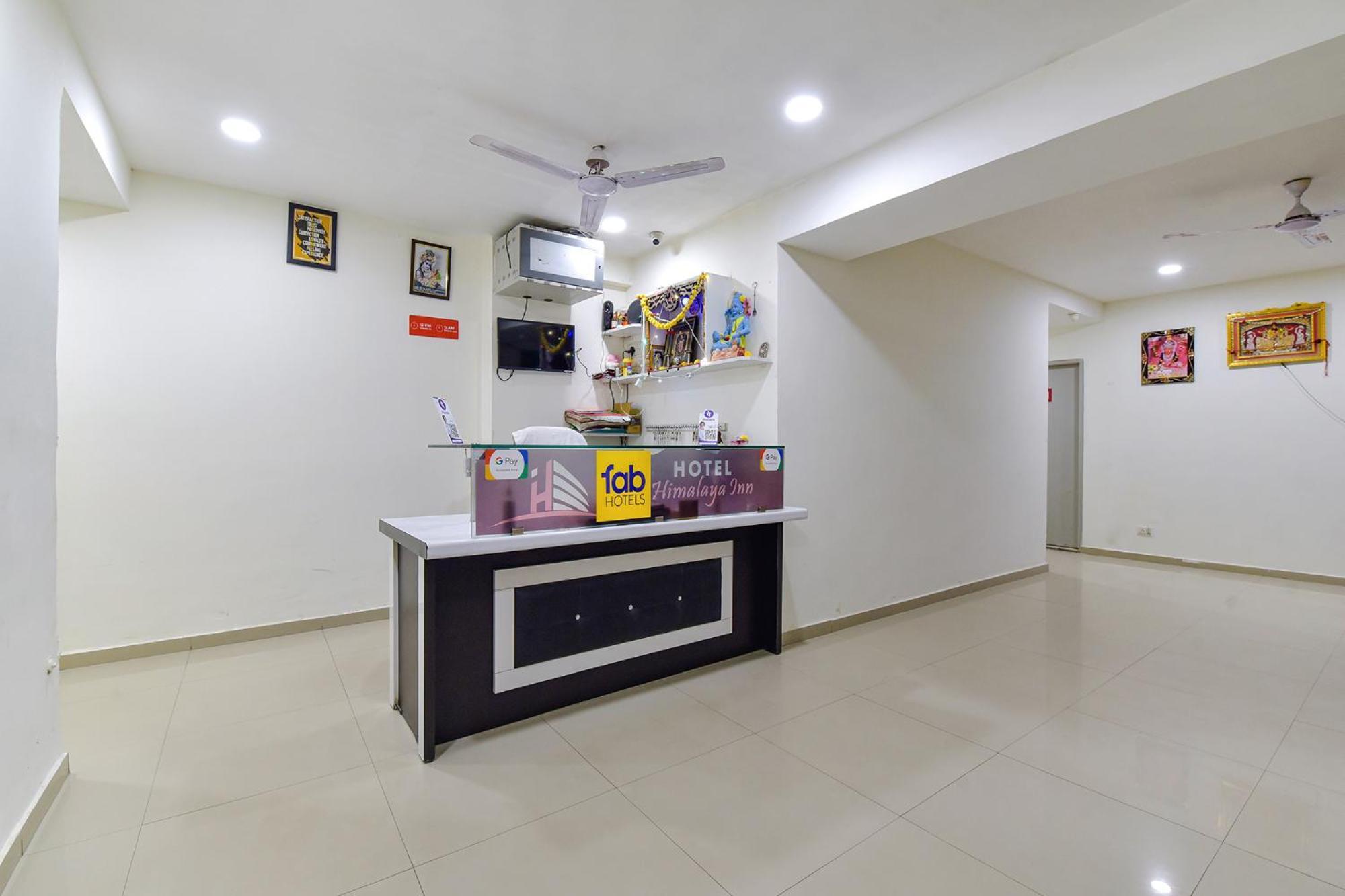 Hotel O Himalaya Inn Ahmedabad Buitenkant foto