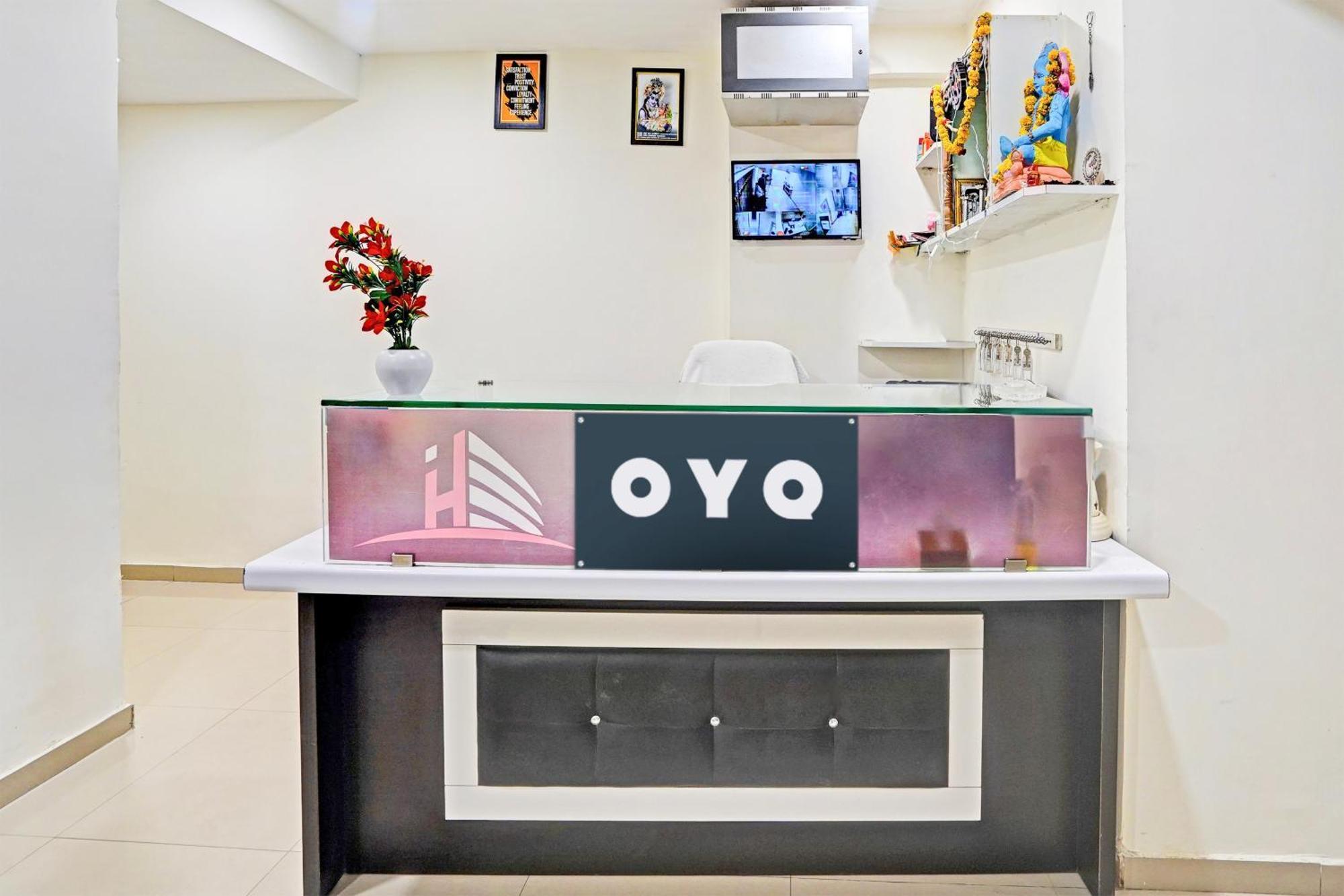 Hotel O Himalaya Inn Ahmedabad Buitenkant foto